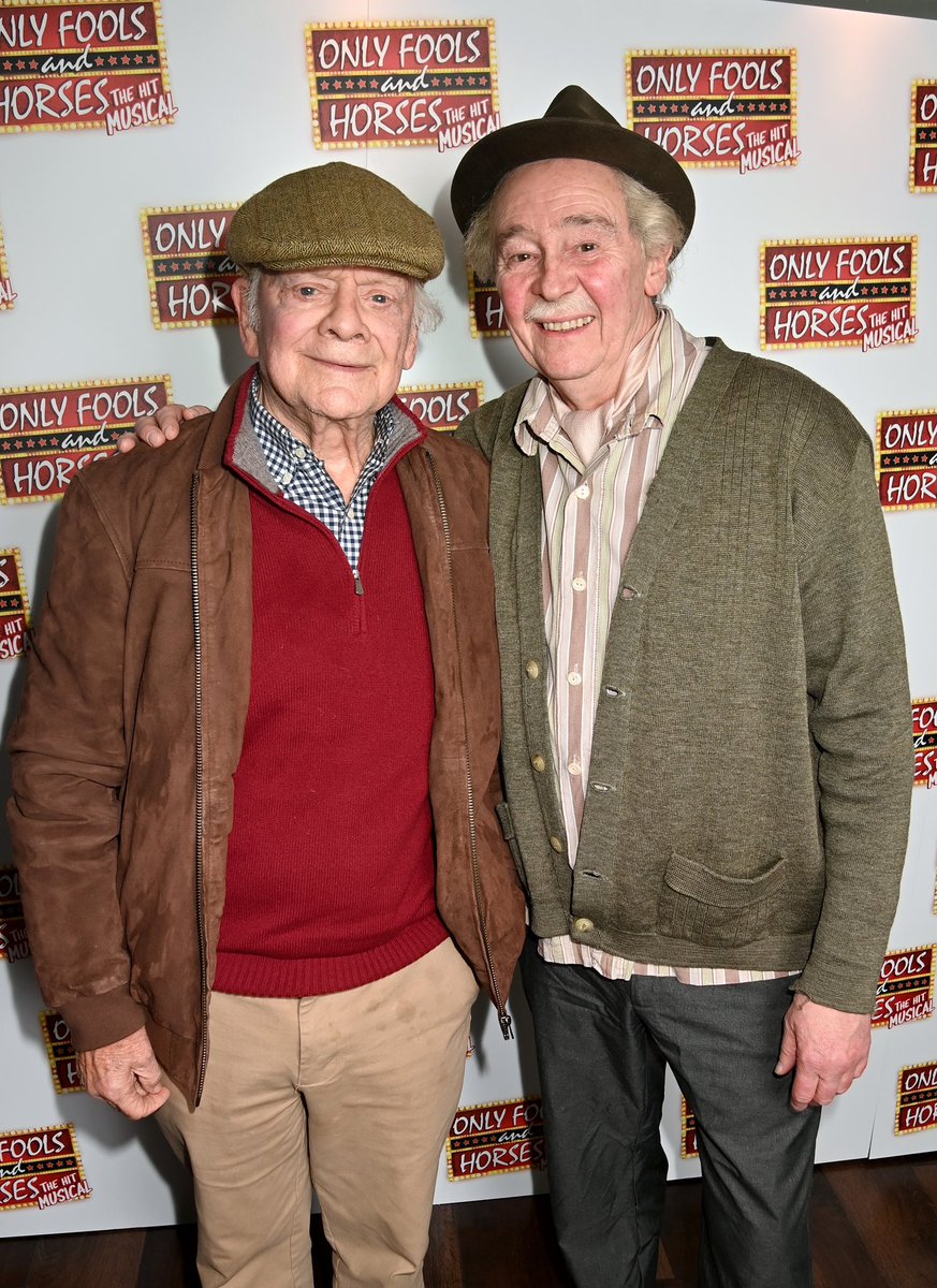 Only Fools and Horses The Musical tweet media