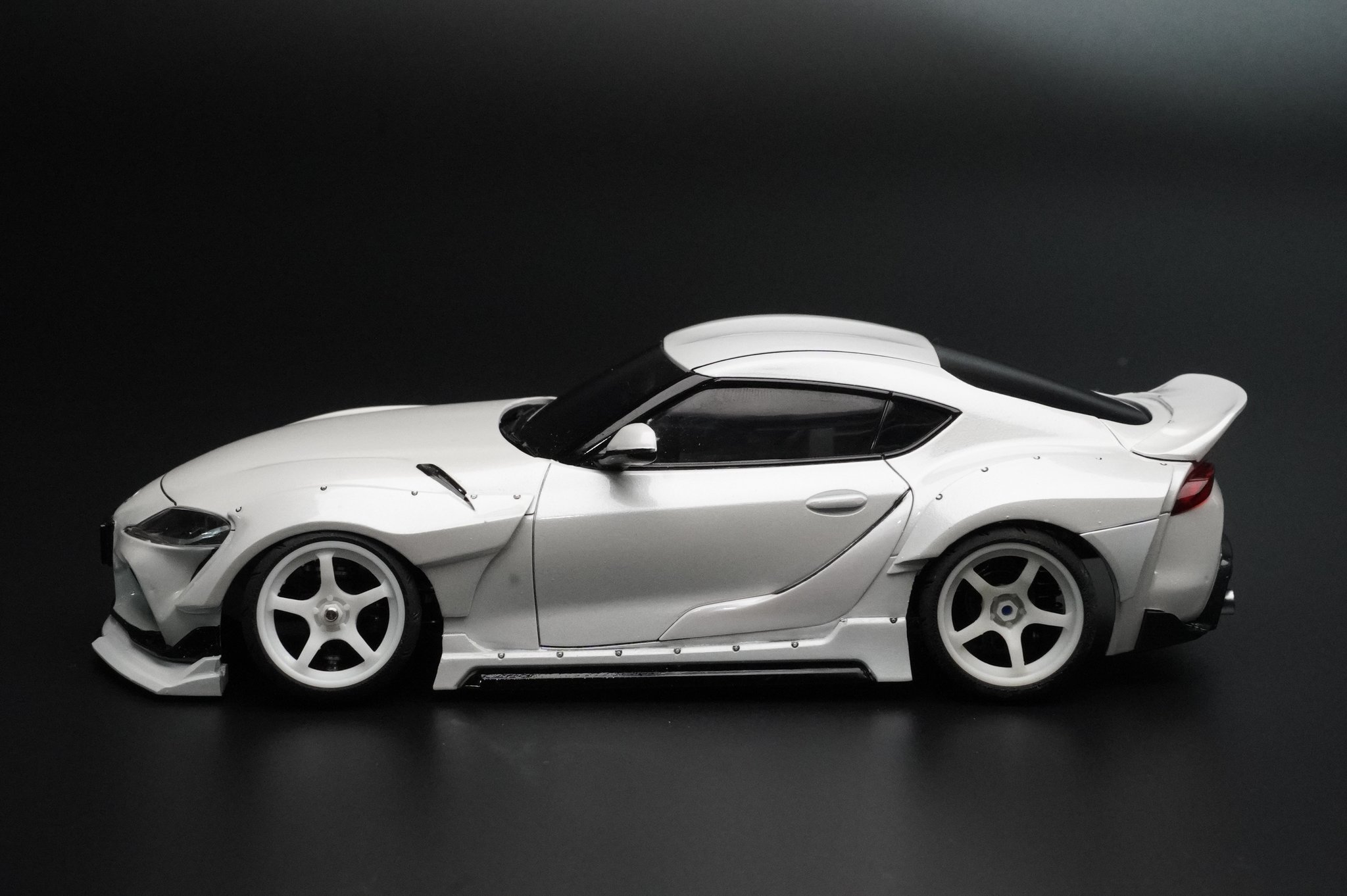 Drag2Zero D2Z エアロアームレスト 美品 20241219-0Z1A7079 - REVSPEED