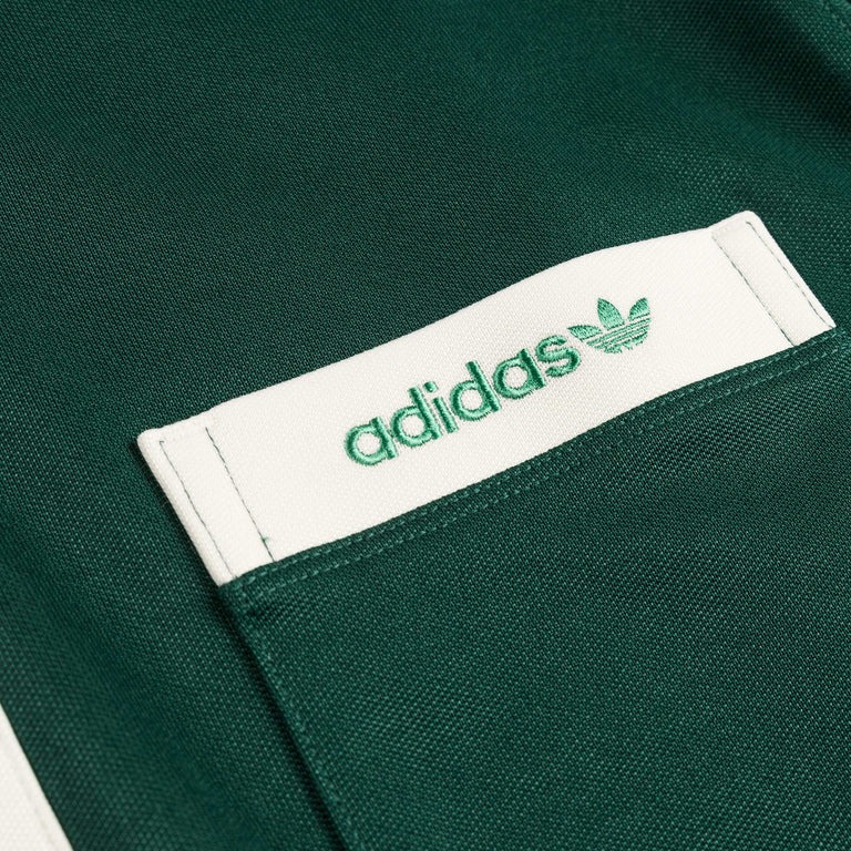 CaminoTV's tweet photo. adidas sur les pièces retro habillé là c'est imbattable

lien affilié https://t.co/bVfl7tr9TT 75€ https://t.co/wwxOFI47pF