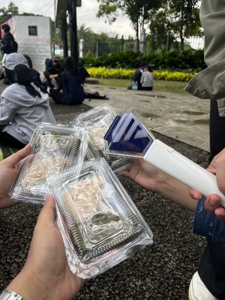 humaniesproject's tweet image. Elf thank you✨

#TolakPPN12Persen 
#PajakMencekik