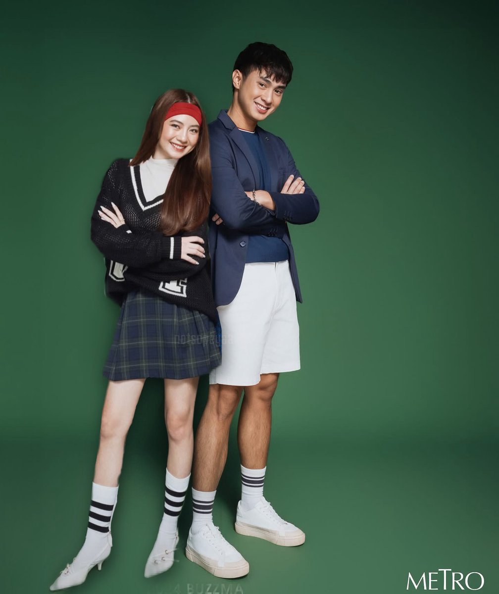 sofiisogoof's tweet photo. METRO Couple? aaaaa✨💫
#JMFyang https://t.co/u9HO3X7q9S