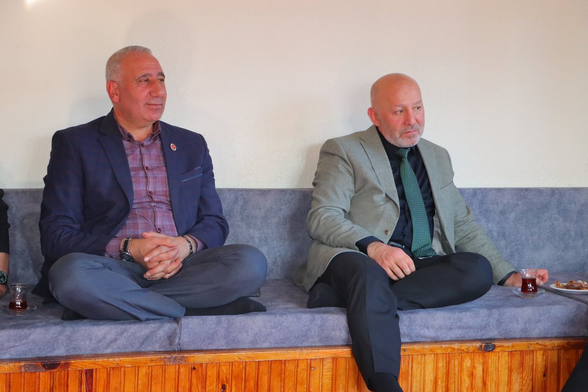 siper_mehmet's tweet photo. 📍Küçükkalecik Köyü

Küçükkalecik Köyümüzü ziyaret ederek değerli vatandaşlarımızla bir araya geldik. Sohbet ettik, taleplerini dinledik ve çözüm önerilerimizi paylaştık. Hep birlikte köyümüzü daha da güzelleştirmek için çalışmaya devam ediyoruz. Birlikte daha güçlüyüz https://t.co/mxnqhixEca