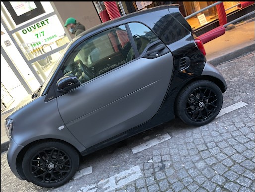 Bistrot82's tweet photo. Pour un sois disant grand voyous de #Marseille ,le parrain des machins,il laisse plus de trace derrière lui qu'un escargot.
Voiture loué chez: ONLY SMART,4 Rue Ordener, 75018 Paris.
@BistrotMartyrs @Bistrot82 @CaveGourmande #RuedesMartyrs #Montmartre #ChezMichou #Pigalle #Abesses https://t.co/aa9ZDIfjkQ