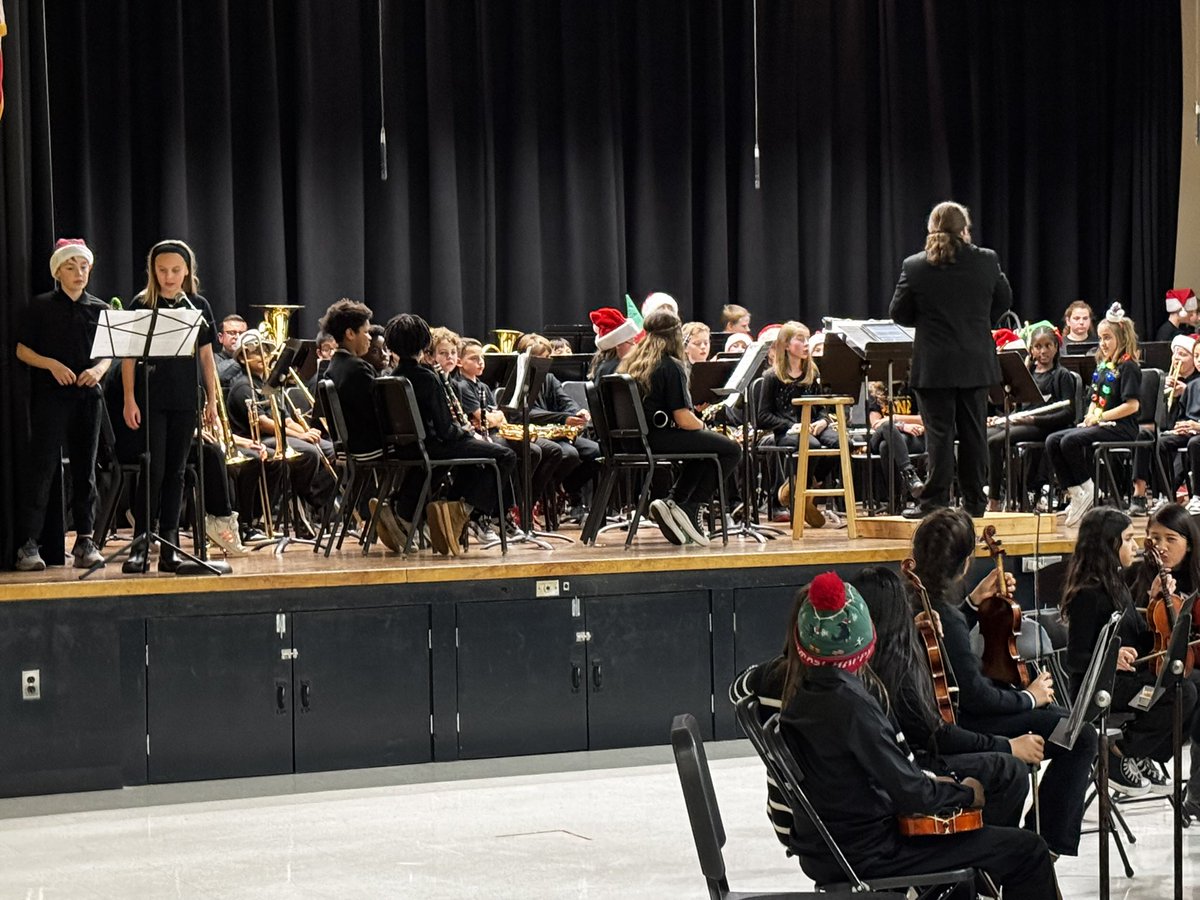 Alyson Fischer tweet media