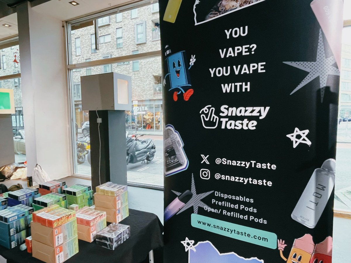 SnazzyTaste's tweet photo. Spent two days at #Richmix, London

Glad to meet new customers and introduce our unique 0 nicotine products 🤩

Guess where we're going next🤫

#london #UAL #vaping #snazzytaste #Christmas #NewYear2025 https://t.co/RDIwdxHbAx