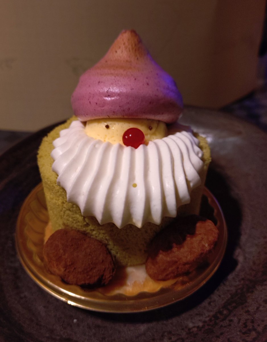 jf1kkm's tweet photo. ケーキなので食べてしまうのです https://t.co/yeZUaz8HKI