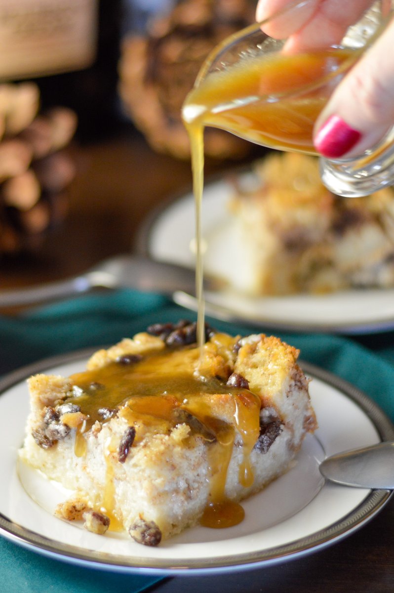 WholeMadeLiving's tweet photo. Want to impress your guests or just treat yourself to a decadent dessert? Look no further than this mouthwatering bourbon bread pudding with bourbon cream sauce. 
https://t.co/ASQLkW9iXx
#treatyourself #bourbondessert #holidaydessert #bourboncream #holidaysweettooth #breadpudding https://t.co/3abi1pbaAf