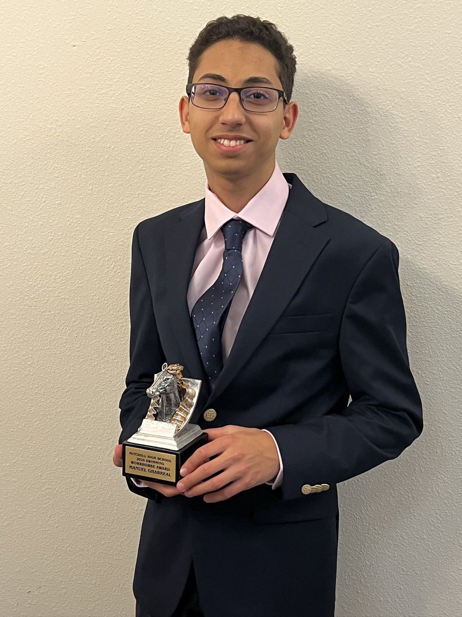 SwimDiveJWMHS's tweet photo. Congratulations to senior Manuel! The coaches selected him for this season’s Workhorse Award for showing up and showing out all season. He was first in for warm up and gave 100% effort consistently. @JWMHS @CoachTBurdick @PascoCoSports https://t.co/2u0Hh0eUwd