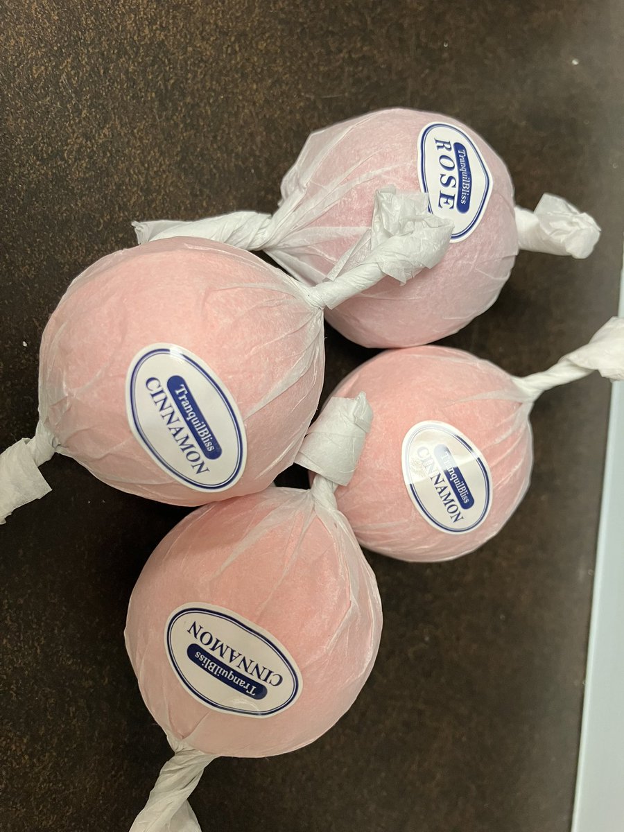 Natalie Bare tweet media