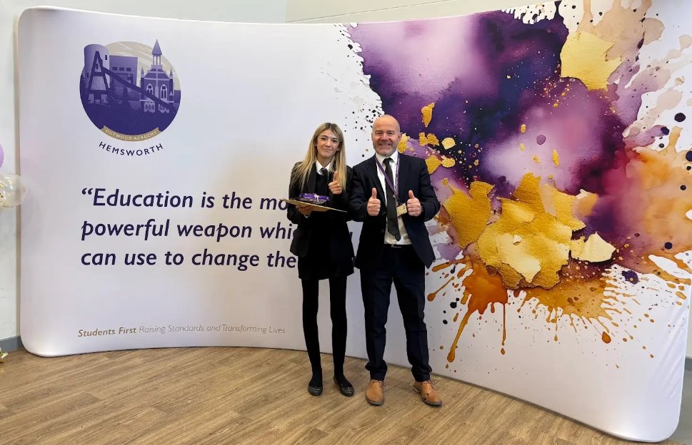 OAHemsworth's tweet photo. WOW what an fantastic morning we have had for Praising Stars Release Day.
It has been amazing celebrating the sucess of all our students.๐๐๐
#PSDay #TeamHemsworth https://t.co/7BVsBGFobJ