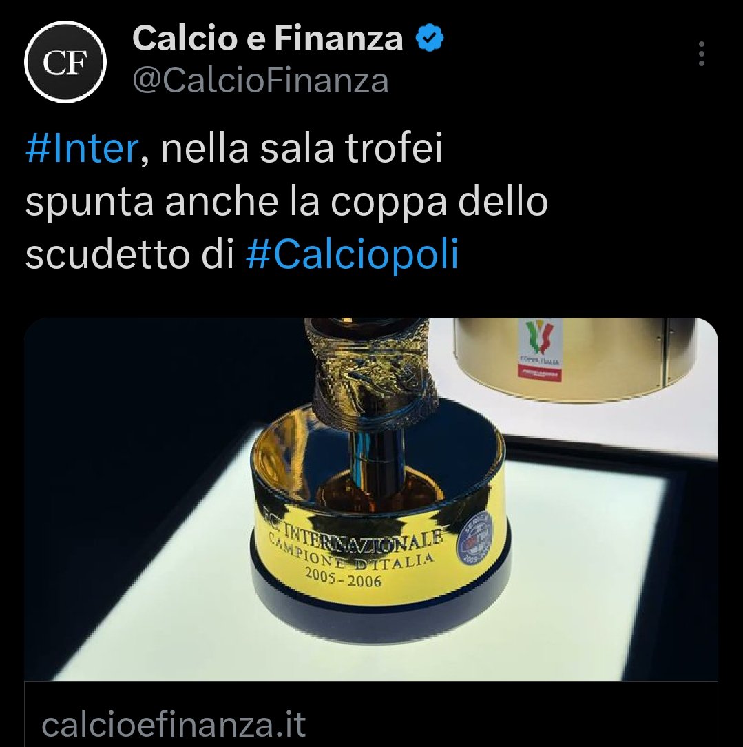 Santo__Jj's tweet photo. 🔴🗣️ #Merdatti: "Attenti, dovete utilizzare soltanto il piumino per spolverare. Non lavatela e non applicate nessun liquido perché si trasformerà in una poltiglia di cartone." 

#Moratti #Farsopoli 
#Inter #LadriDal1908 
#FinoAlTribunale #FinoAllaRadiazione https://t.co/USfQ6bj5fU