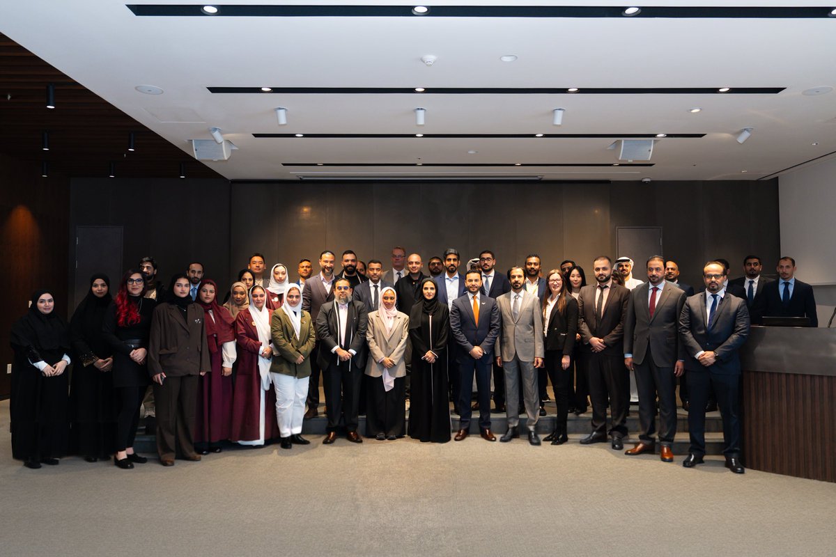 شاركت جامعة الإمارات في مهرجان ComUp 2024 بكوريا من خلال شركتي "Innovate" و"Unify"، برئاسة معالي علياء المزروعي.
UAEU participated in ComUp 2024 in Korea with startups “Innovate” and “Unify,” led by H.E. Alia Al Mazrouei.