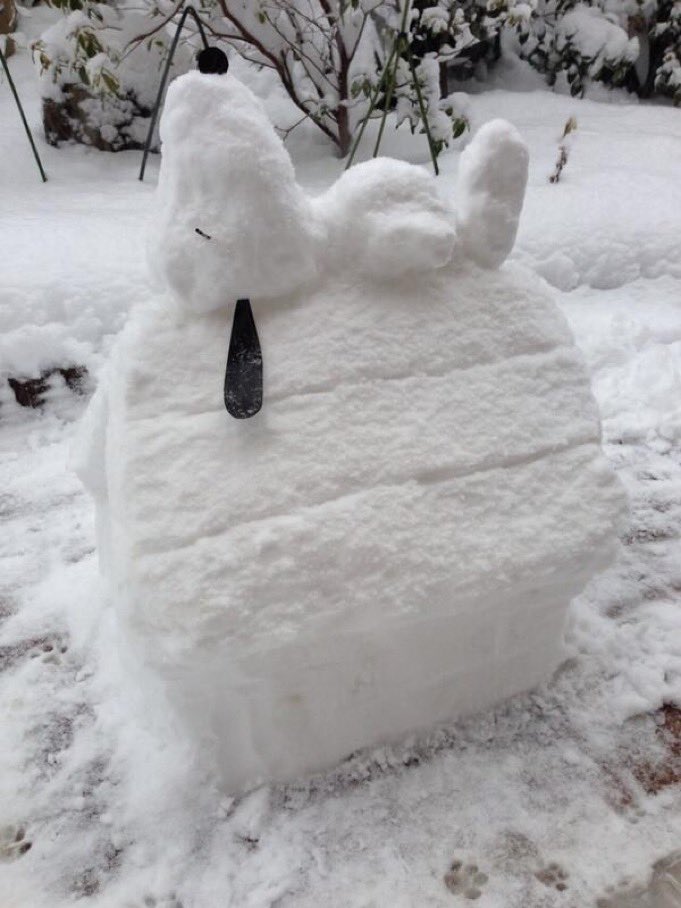 Arteymas_'s tweet photo. Arte con nieve… 

Snoopy, todo un clásico: https://t.co/2HZJbHl3j4