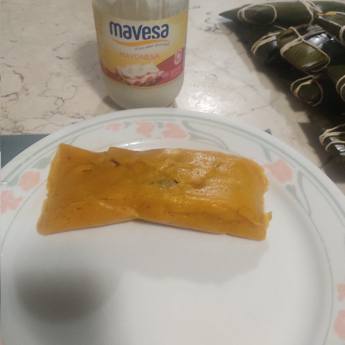 Hallacas y bollos con <a href="/elpotedemavesa/">Pote</a> como debe ser..  #teammayonesa #hallacaconmayonesa #bolloconmayonesa