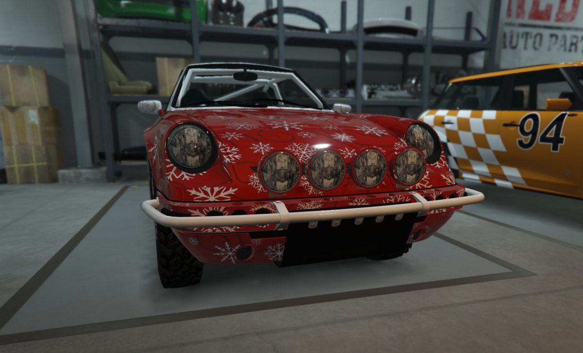 TexFunz2's tweet photo. The claimable Comet Safari doesn't feature the LS Car Meet Plate, as the vehicle doesn't have a plate option.
#GTAOnline https://t.co/iT2oVrAO9w