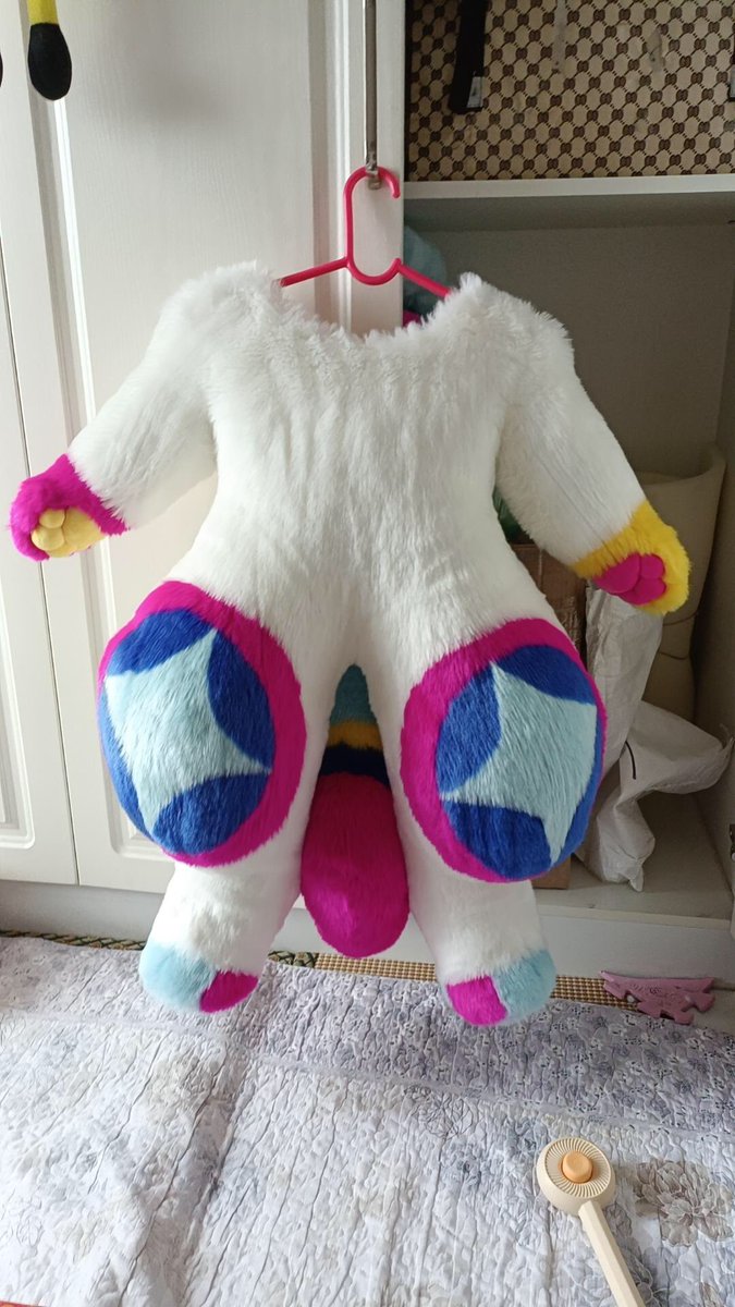 brandendoki's tweet photo. Fursuit order display ( full version) #fursuit #fursuiter #fursuitmaker #fursuitcommission #fursuitwork #fursuiting https://t.co/CmXxWCFLt5