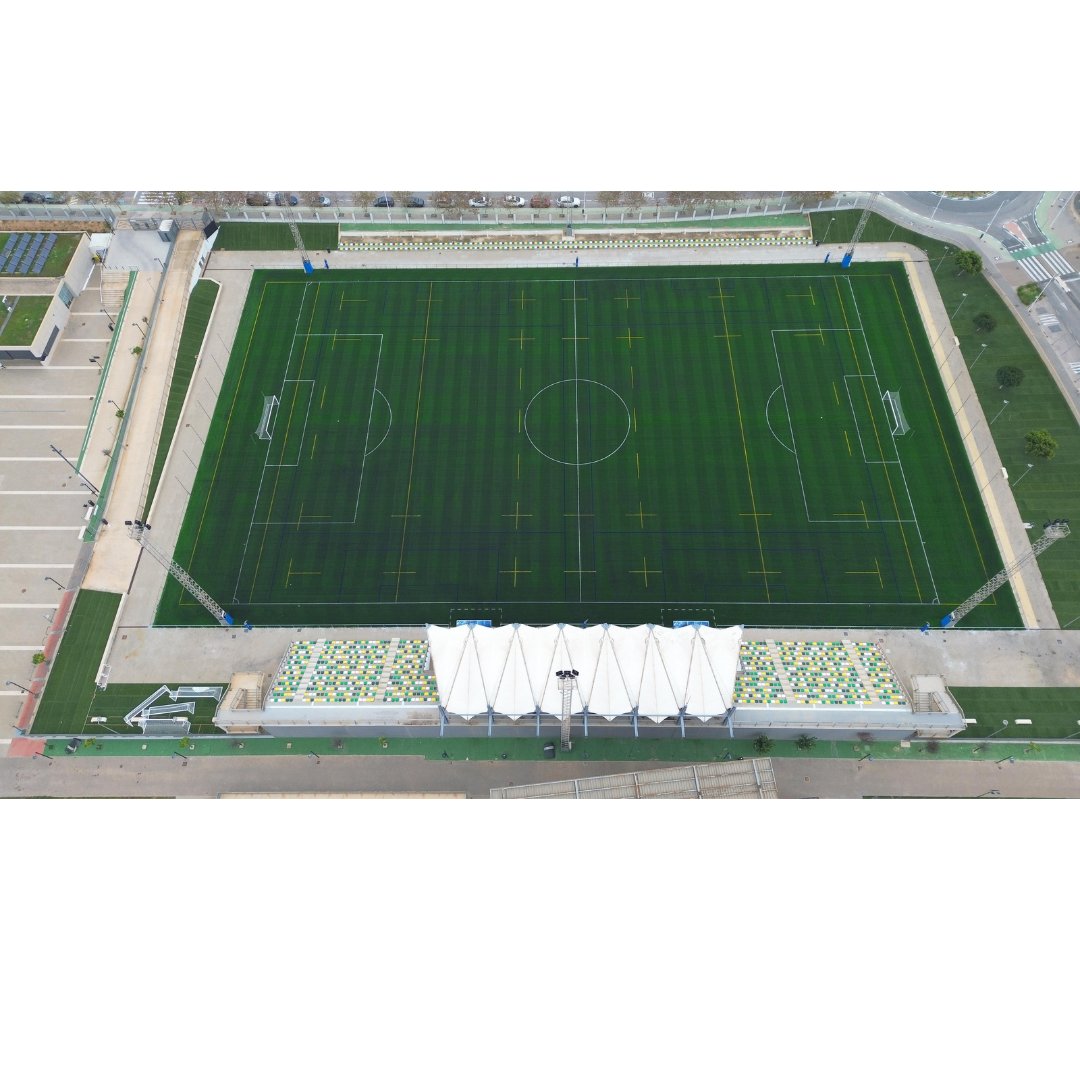 EduardoDolon's tweet image. El próximo domingo, 22 de diciembre, asistiremos a la reapertura del campo municipal multiusos Nelson Mandela, tras las obras de remodelación integral que se han llevado a cabo a lo largo del presente año 2024, con una inversión de 886.587 euros.

#poryparatorrevieja