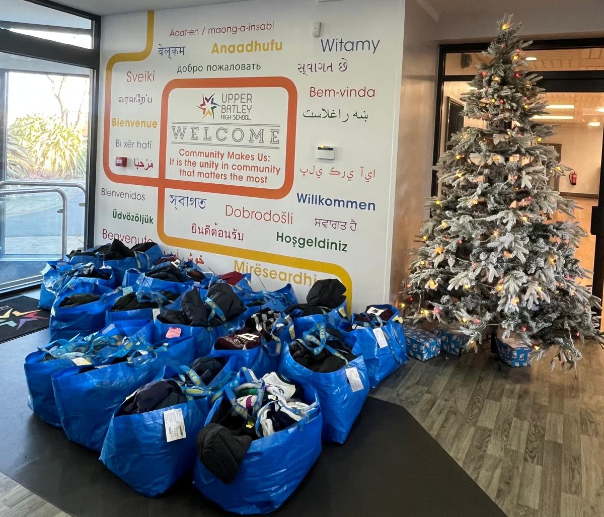 UBHS (@ubhschool) on Twitter photo We have been overwhelmed with donations from our local community. <a href="/BatleyRLFC/">Batley Bulldogs RLFC</a> donated some hampers & <a href="/uniformexchang/">Uniform Exchange</a> donated warm clothing that will mean so much to the families in our school community who really need this support during the festive period.
#community #ThankYou We have been overwhelmed with donations from our local community. <a href="/BatleyRLFC/">Batley Bulldogs RLFC</a> donated some hampers & <a href="/uniformexchang/">Uniform Exchange</a> donated warm clothing that will mean so much to the families in our school community who really need this support during the festive period.
#community #ThankYou