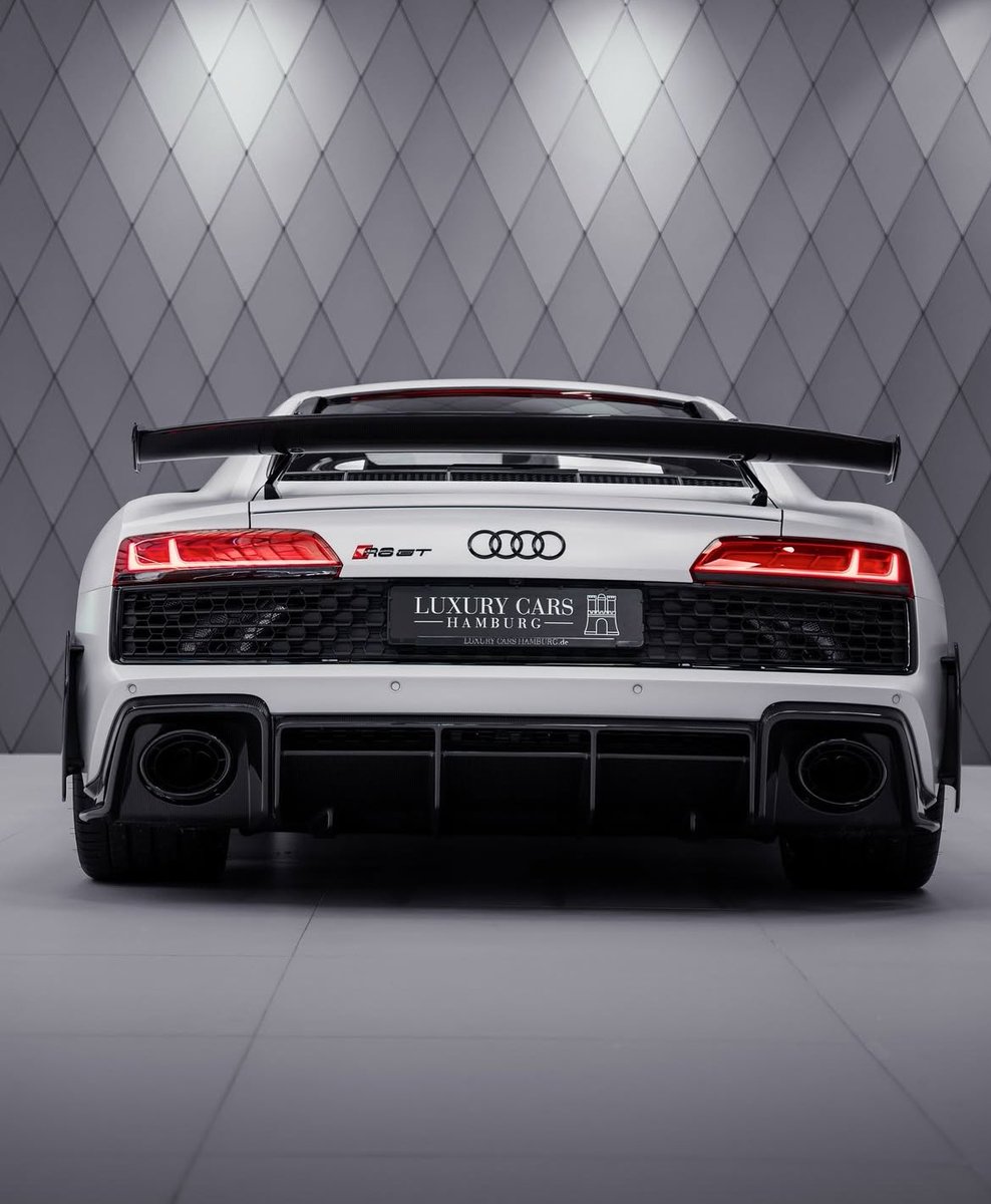 LuxuryCars365's tweet photo. Audi R8 GT 💎 https://t.co/VHr9BDGByG