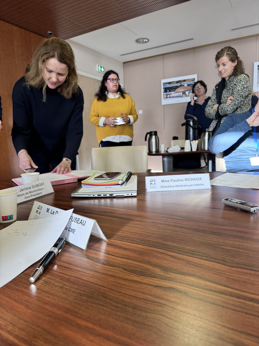 Agnès Firmin Le Bodo (@agnesfirmin) on Twitter photo Ce matin au conseil de surveillance <a href="/HopitalduHavre/">Hôpital du Havre GHH</a> présidé <a href="/EPhilippe_LH/">Edouard Philippe</a> signature d’une charte avec @donnerdeselles pour continuer l’action contre les violences sexuelles, développer la place des femmes dans les postes à responsabilités. Ce matin au conseil de surveillance <a href="/HopitalduHavre/">Hôpital du Havre GHH</a> présidé <a href="/EPhilippe_LH/">Edouard Philippe</a> signature d’une charte avec @donnerdeselles pour continuer l’action contre les violences sexuelles, développer la place des femmes dans les postes à responsabilités.