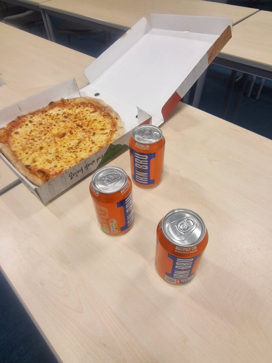 Mr Gibson tweet media