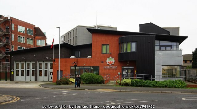 geograph_bi's tweet image. Tuesday in #Hull 
#firestation #new #Humberside  geograph.org.uk/p/7941762
Free to use – please credit Bernard Sharp