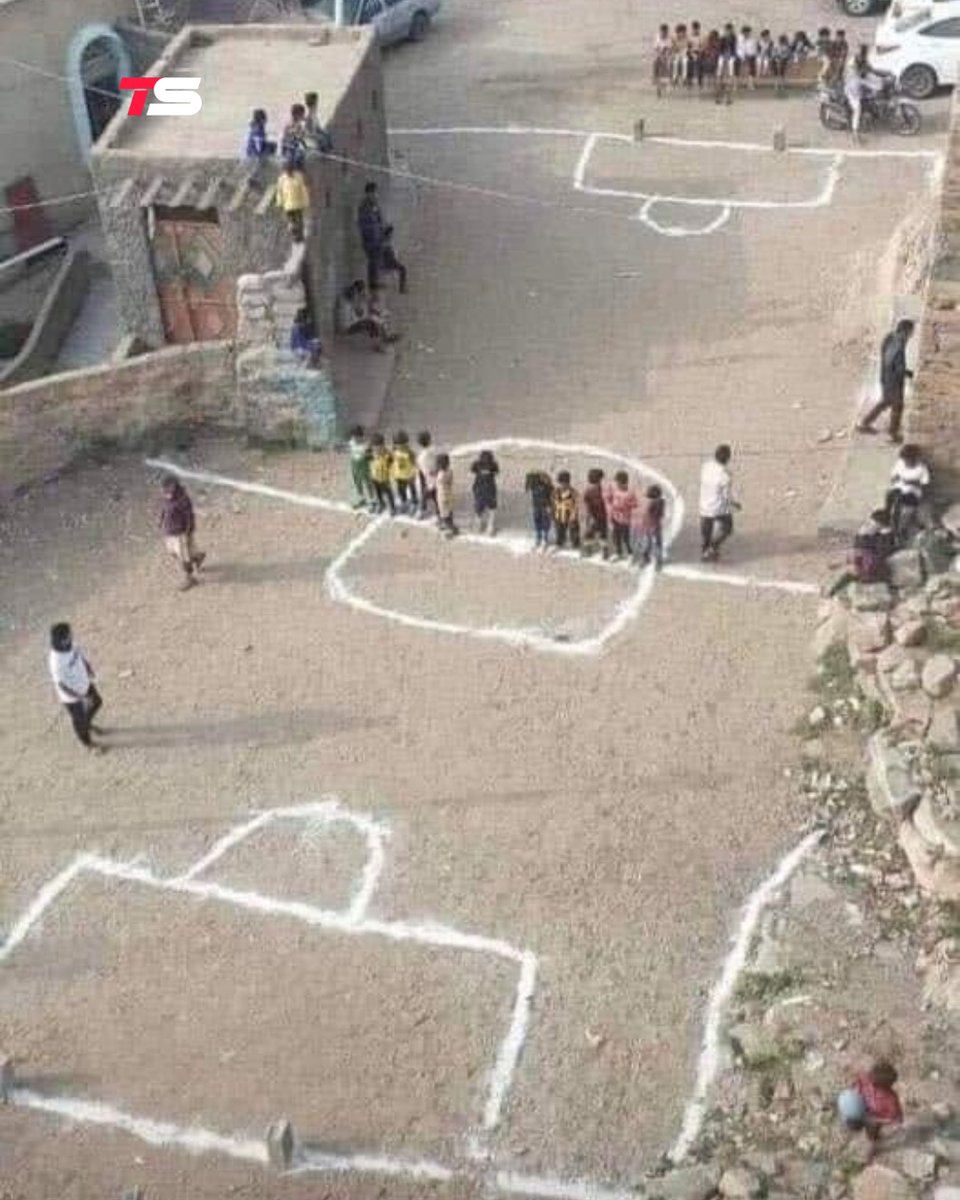 💪 В футбол можно играть в любых условиях!