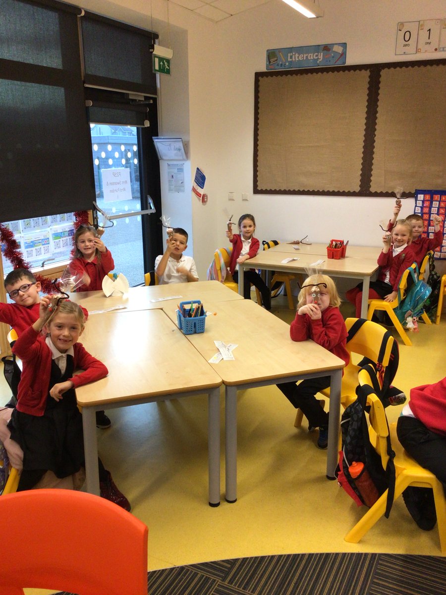 SchoolHillside1's tweet photo. P2SP made reindeer hot chocolates yesterday. They enjoyed making these and were excited to taste them once home. #P2SP #christmas #crafts https://t.co/IDKB7GRDeV