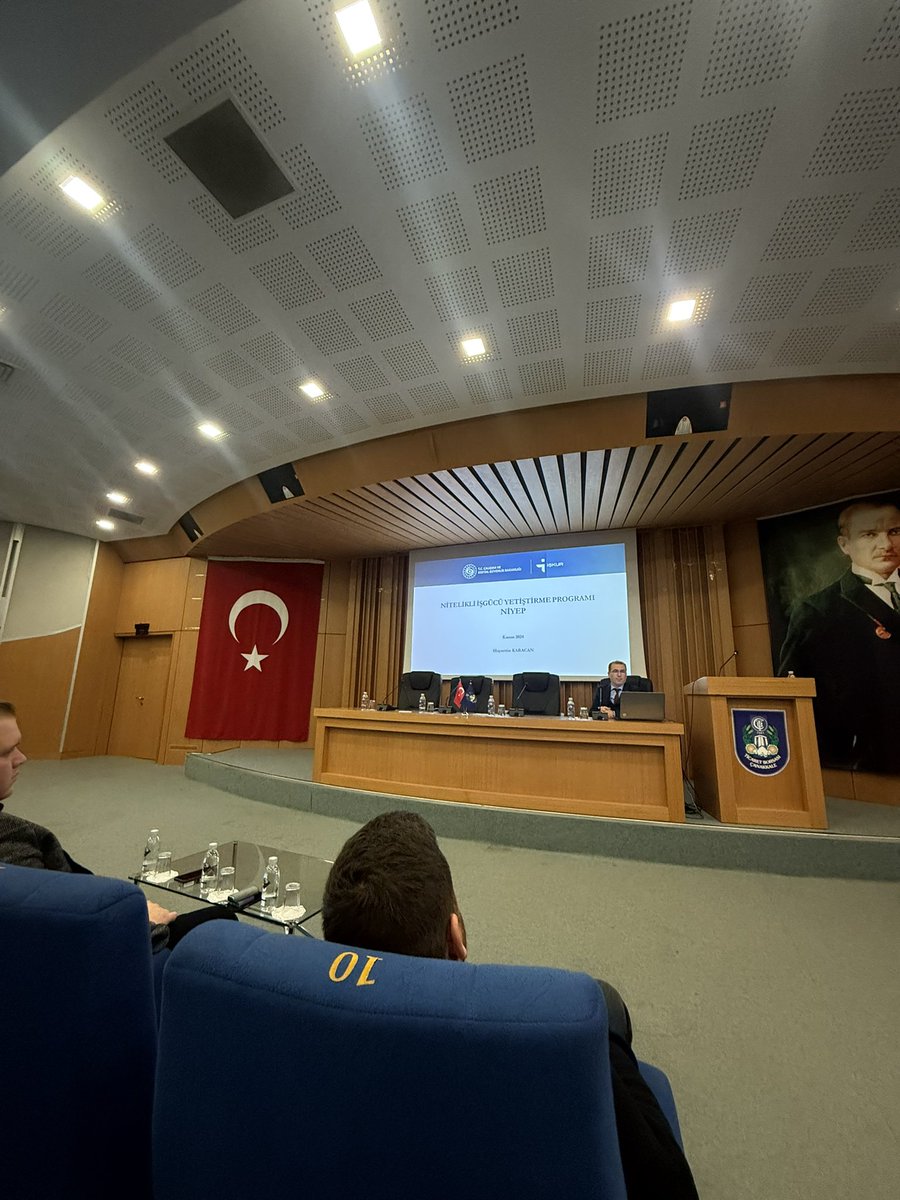 tobbckalegenc's tweet photo. TOBB Çanakkale GGK İcra Komitesi, Emrah Kuru başkanlığında 2024 yılı son toplantısını gerçekleştirdi.

@iskurcanakkale İş ve Meslek Danışmanı Hayrettin Karacan toplantıya konuk olarak katılım sağlayarak, Nitelikli İşgücü Yetiştirme Programına ilişkin bir sunum gerçekleştirdi. https://t.co/D7cdbGVs8d