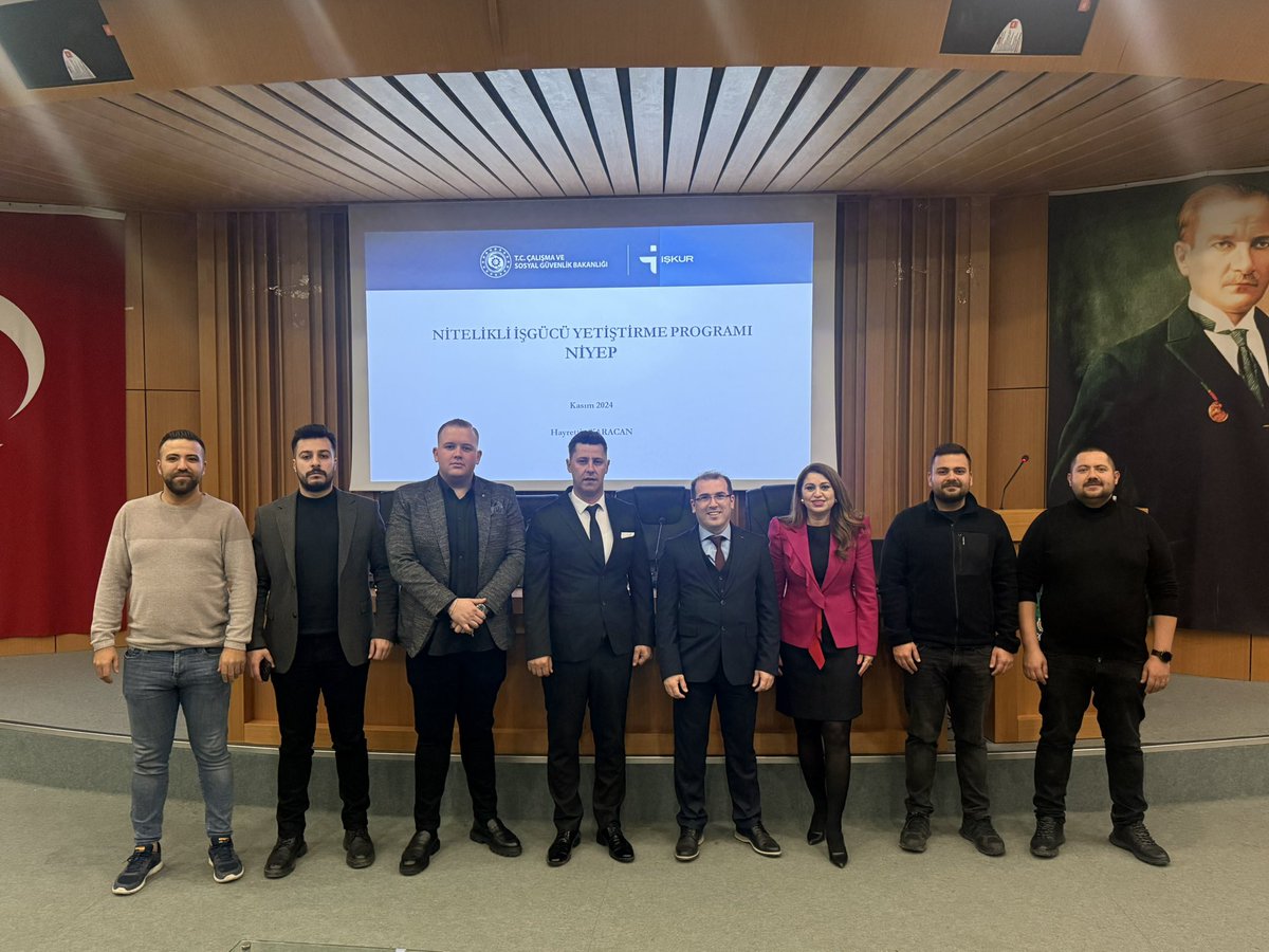 tobbckalegenc's tweet photo. TOBB Çanakkale GGK İcra Komitesi, Emrah Kuru başkanlığında 2024 yılı son toplantısını gerçekleştirdi.

@iskurcanakkale İş ve Meslek Danışmanı Hayrettin Karacan toplantıya konuk olarak katılım sağlayarak, Nitelikli İşgücü Yetiştirme Programına ilişkin bir sunum gerçekleştirdi. https://t.co/D7cdbGVs8d