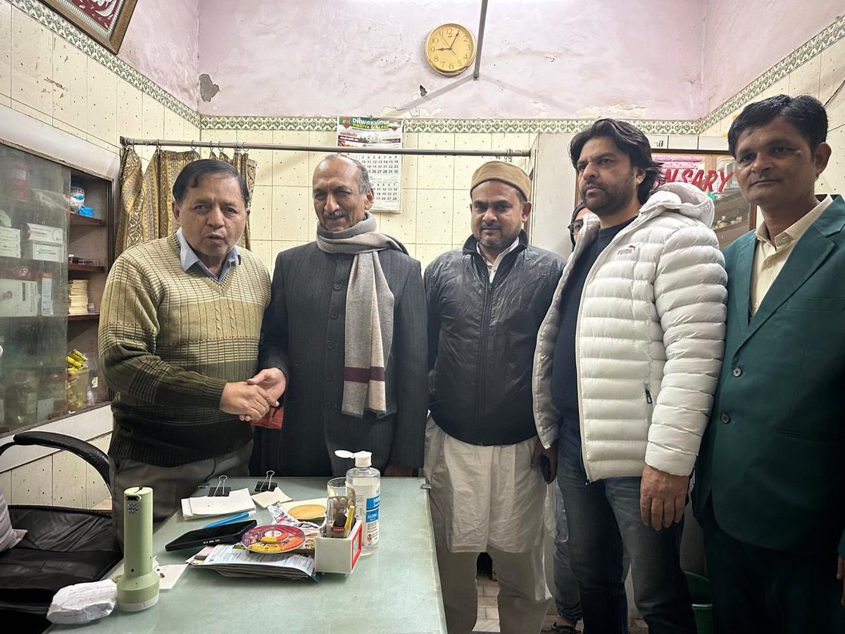 inc_jpagarwal's tweet photo. दिल्ली में आगामी विधानसभा चुनाव 2025 के संदर्भ में चाँदनी चौक विधानसभा के कांग्रेस प्रत्याशी मुदित अग्रवाल के लिए वार्ड जामा मस्जिद के लोगो से घर घर जाकर मुलाक़ात की और उनसे समर्थन एवं आशीर्वाद माँगा..!

#DelhiAssemblyElection2025 https://t.co/hgFlnt17U7