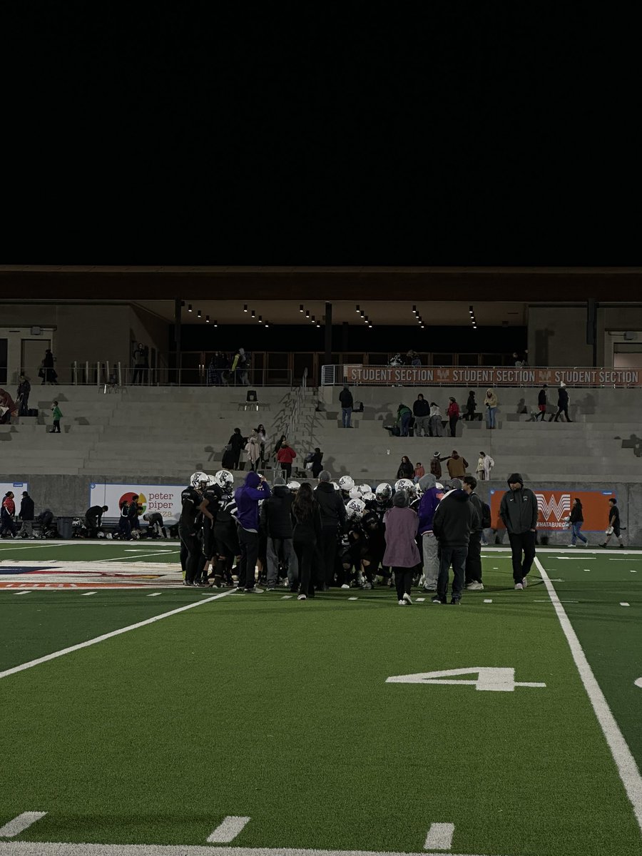 Rain, shine, or freezing cold… we’re there to support our kids. 💜🖤🤍❄️🏈🌟🥹🫶🏻 Way to go, Ravens!!!!!!! 🏆 <a href="/Eastlake_Middle/">Gabriela Elliott</a>