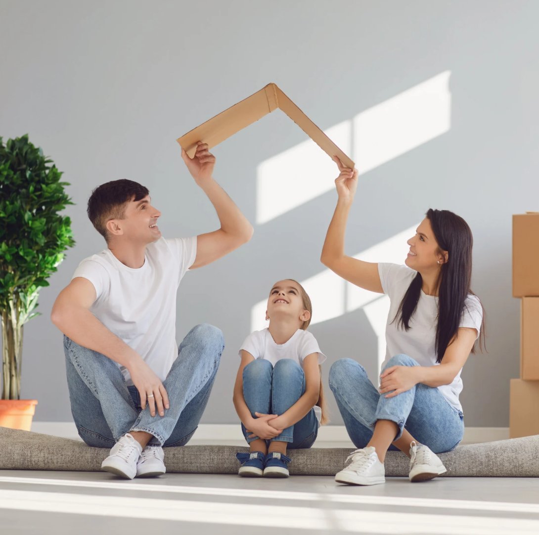 Tu #hogar es tu mayor inversión, ¡y más aún en Navidad!
Al contratar un seguro de hogar, es esencial considerar detalles como la ubicación, el tipo de vivienda y los materiales de construcción. No hay dos casas iguales, y por eso tu seguro debe ser único. 
ayfcorreduria.com/seguros-para-p…