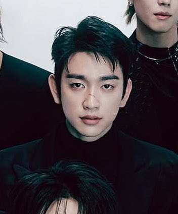 teamwangs's tweet photo. the hyungline joint slay goes crazy https://t.co/XIMZRQ1IKg