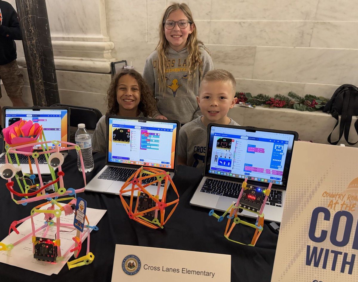 strawbees's tweet image. We at Strawbees love to hear your testimonials and learn about the amazing progress and inventions you're making! 🌟🎉🤖"
Do you want to be featured? Send a PM! 💌👉 Hear more inspiring teacher stories here: hubs.la/Q0309FyJ0
#Strawbees #STEMEducation #CodeWithKids