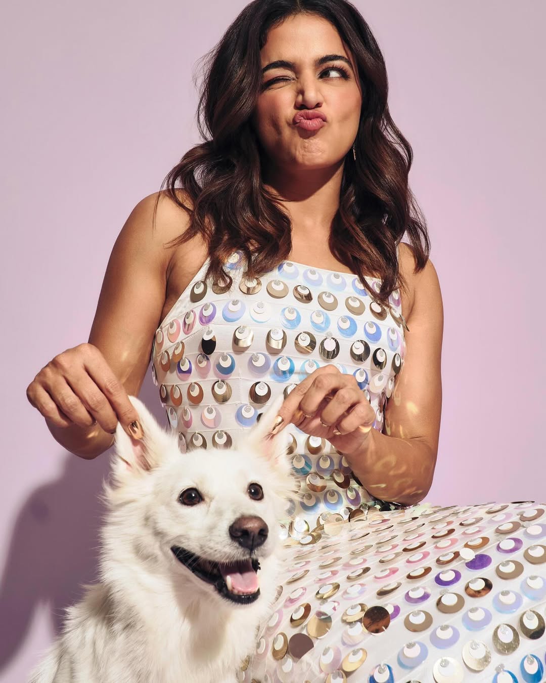 GfKZwcNW4AADTf4?format=jpg&name=large