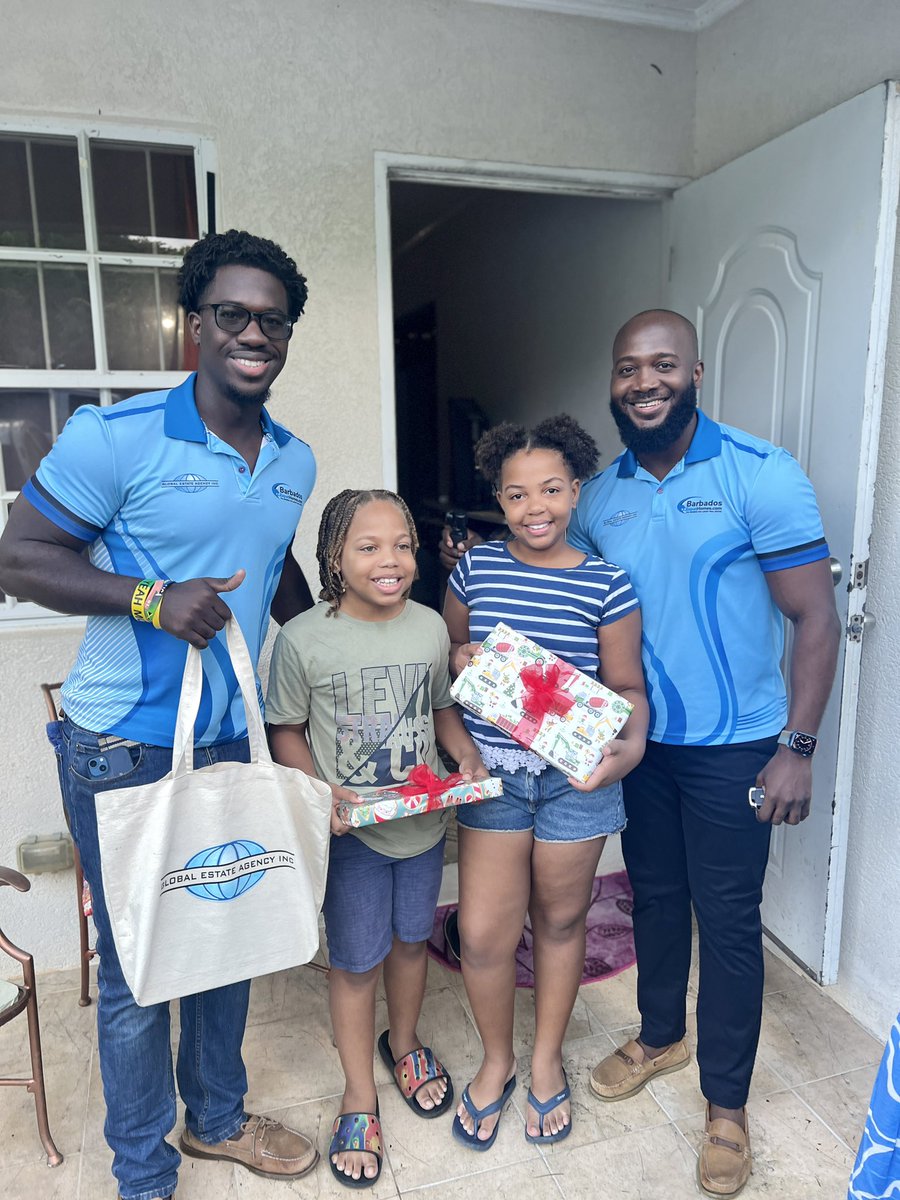 There’s nothing like giving back to your community🥹⁣
⁣
Our hearts are full💙⁣
⁣
Huge thank you to VOB 92.9FM for allowing us be part of Christmas Wishes 2024🙏🏾⁣
⁣
We are looking forward to next year😊⁣
⁣
#barbados #giveback #support #makeadifference #helpingothers