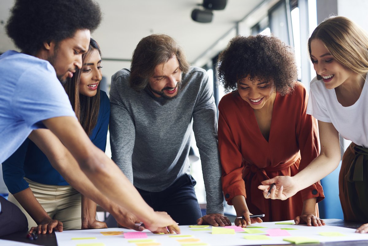 pertslab's tweet photo. Student engagement = better outcomes
Students are 2x more likely to earn As and Bs when they rate their learning environments positively.
Learn how to create better learning conditions: https://t.co/gMCJkLyMu2
#studentengagement #perts #schoolclimate #education https://t.co/HyP1Lor7Ip