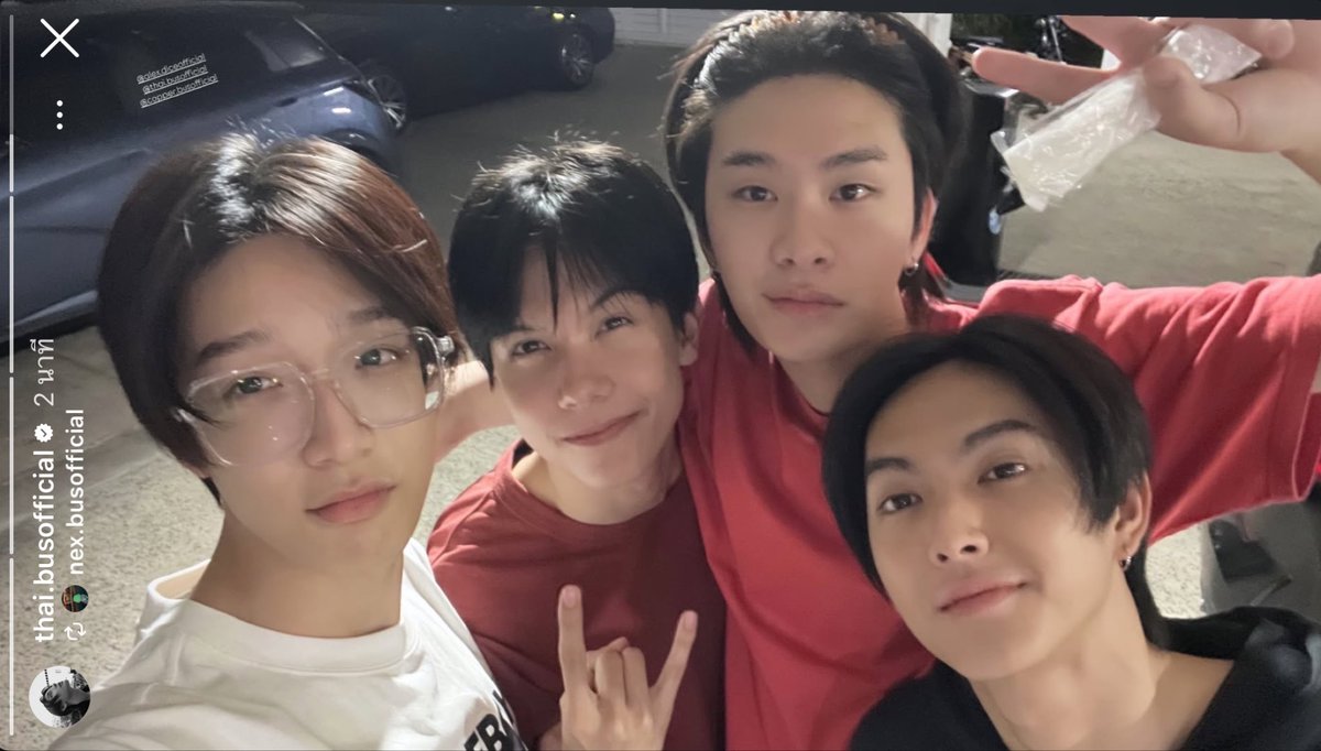 มึง ทุกอย่างจบแล้ว วันนี้ใครเจอพี่ไทยชุดนิสิตและใส่ช้อปหล่อๆมาตามดูไอจี แตะดูสตร.เขารีโพสที่แฟนแท็กมา จบ