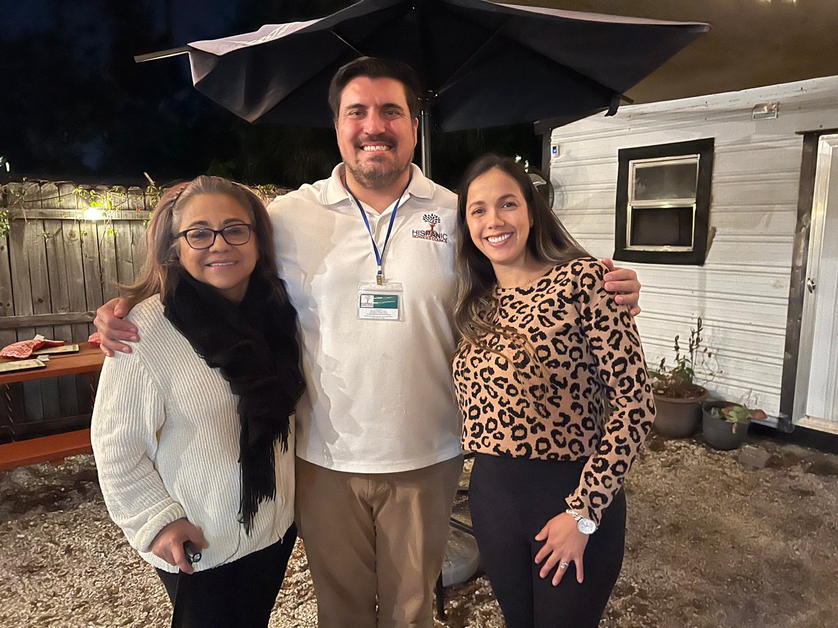 We would like to recognize Miriam Zimms and Andrea Cambronero for their dedication to volunteering with the Hispanic Services Council. Thank you both for your amazing commitment to our Hispanic community.
--
<a href="/UnidosUS/">Unidos</a>