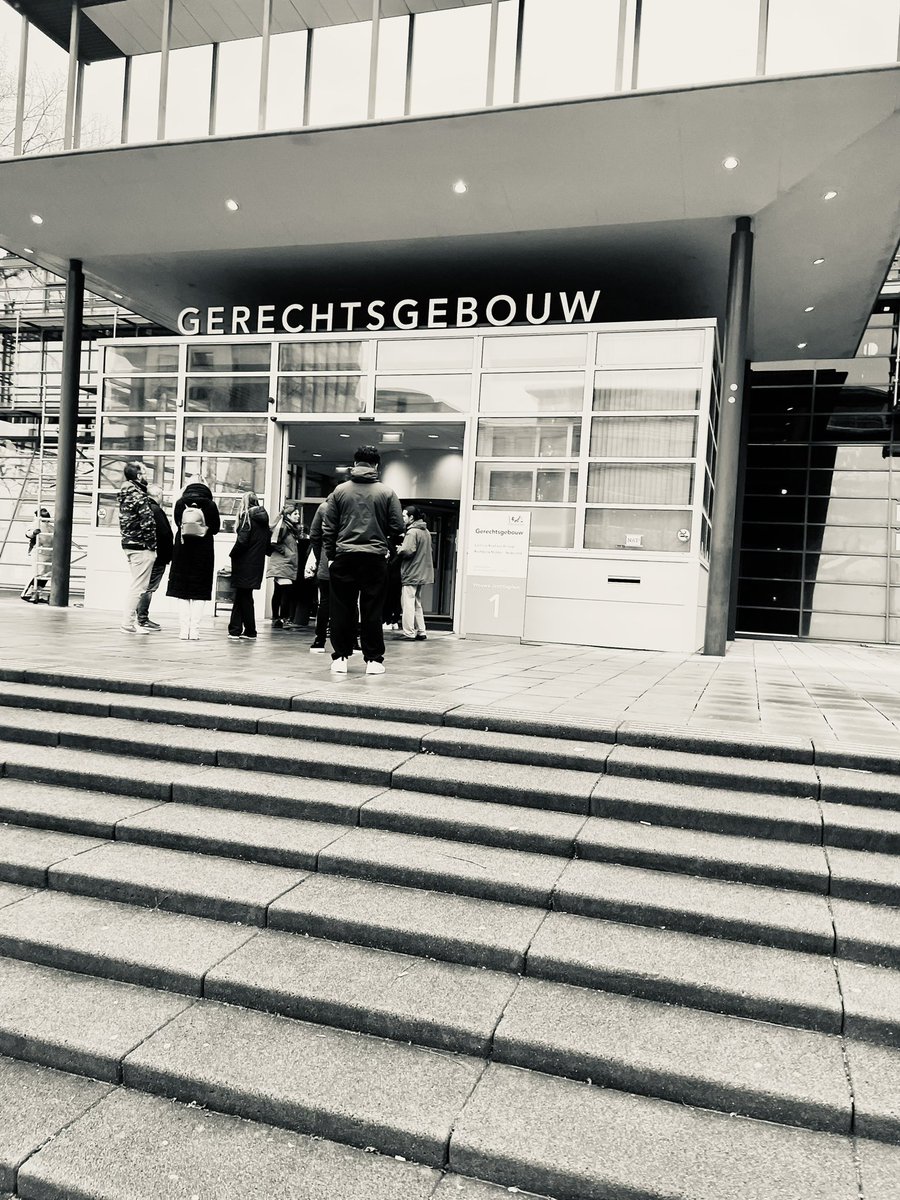 🕊️ Rumour has it… dat de #LVV in Rotterdam gewonnen heeft. Kijk en dat is de first win! 🏆 

✅Rotterdam 
🤞Eindhoven 
🤞Utrecht
🤞Amsterdam 
🤞Groningen

Let’s go, team Pim Fischer! 

🚧overigens ben ik van mening: er is geen asielcrisis🚧