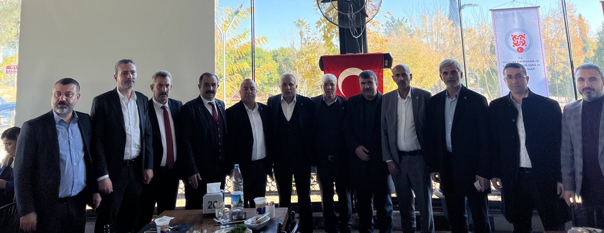 Haliliye sosyal yardımlaşma ve dayanışma vakfına Mütevelli heyeti seçimini yapılmıştır Fethi BUDAK ve Mehmet Emin ATEŞ muhtarlarım Seçilmişlerdir tebrik ediyorum.
Katılımlarından dolayı Haliliye ilçe Kaymakamımız Dr.Muhammed Serkan ŞAHİN nezdinde kurum müdürlerime teşekkürler