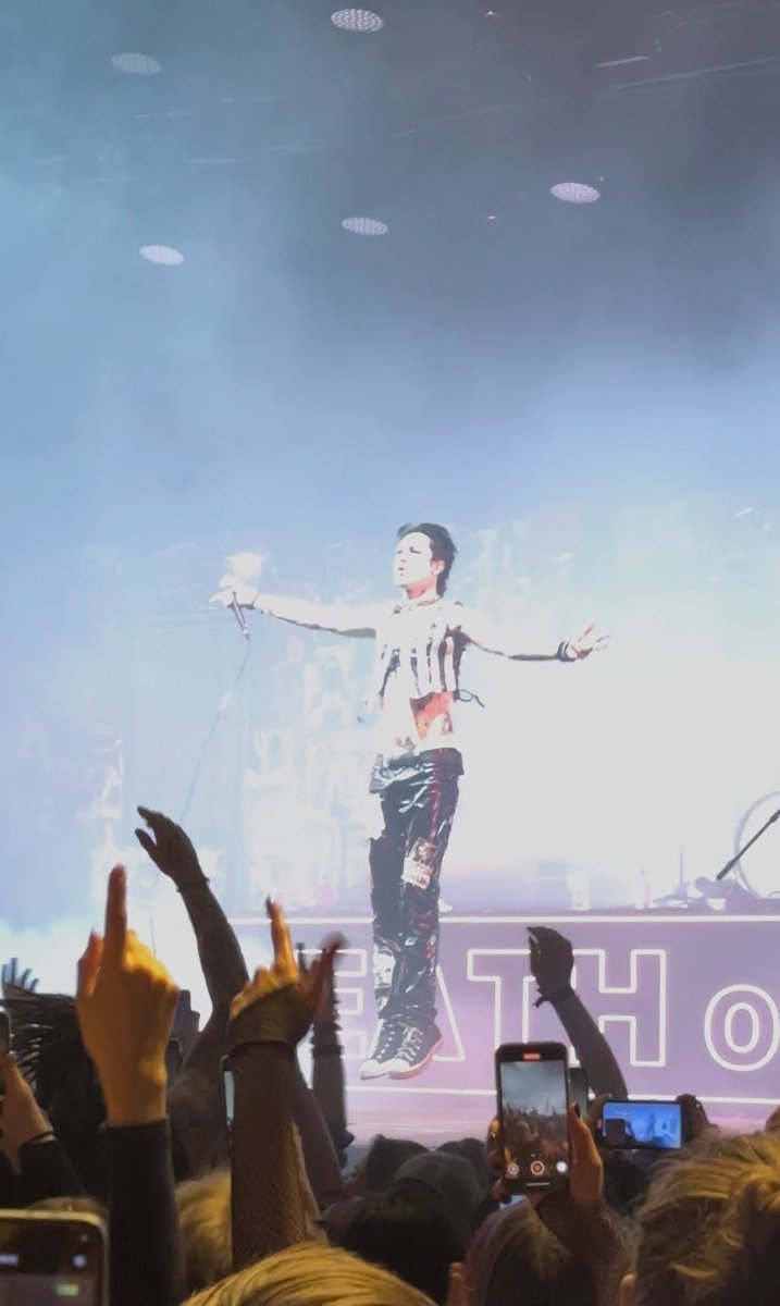 This exact moment when Remington looks like he’s ascending