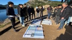 OEHC_'s tweet image. 🌍 Educazione per un sviluppu à long’andà💧

💦I liceani di #Portivechju è i culleghjenti di @CollegeStilettu participeghjani à un prugettu di sensibilisazione cù l’impregnu di l’agenti di l’@OEHC_  .

💦 Scuperta d’i matrali
👉 Risparmiu di l’acqua