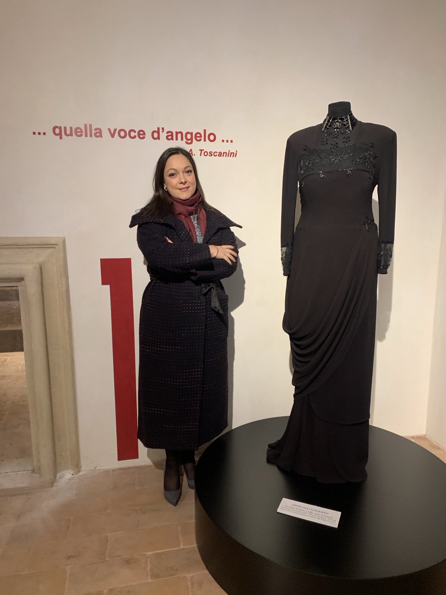EleonoraBuratto's tweet photo. Renata Tebaldi (Pesaro, 1º febb. 1922 – Città di San Marino, 19 dic. 2004)
20 anni senza la sua voce, il suo carisma, la sua schietta bellezza italiana. E, in eredità, quella voce d’angelo che ammaliava allora e ammalierà per sempre.
La #Tebaldi, sempre nel mio ♥️ https://t.co/Sp5Y7tHSRW