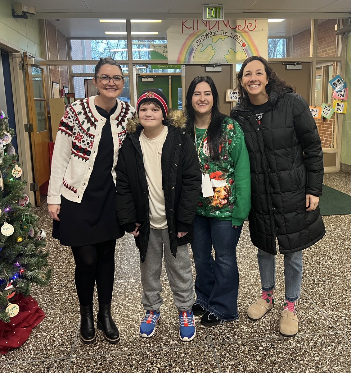 Love seeing these amazing ladies who will forever hold a special place in our hearts ♥️ Merry Christmas🎄<a href="/MrsStewart_GBPE/">Alex Stewart</a> <a href="/MsDudleyAACPS/">Erin Dudley</a> <a href="/GBPE_Counselor/">GBPE_Counselor</a>