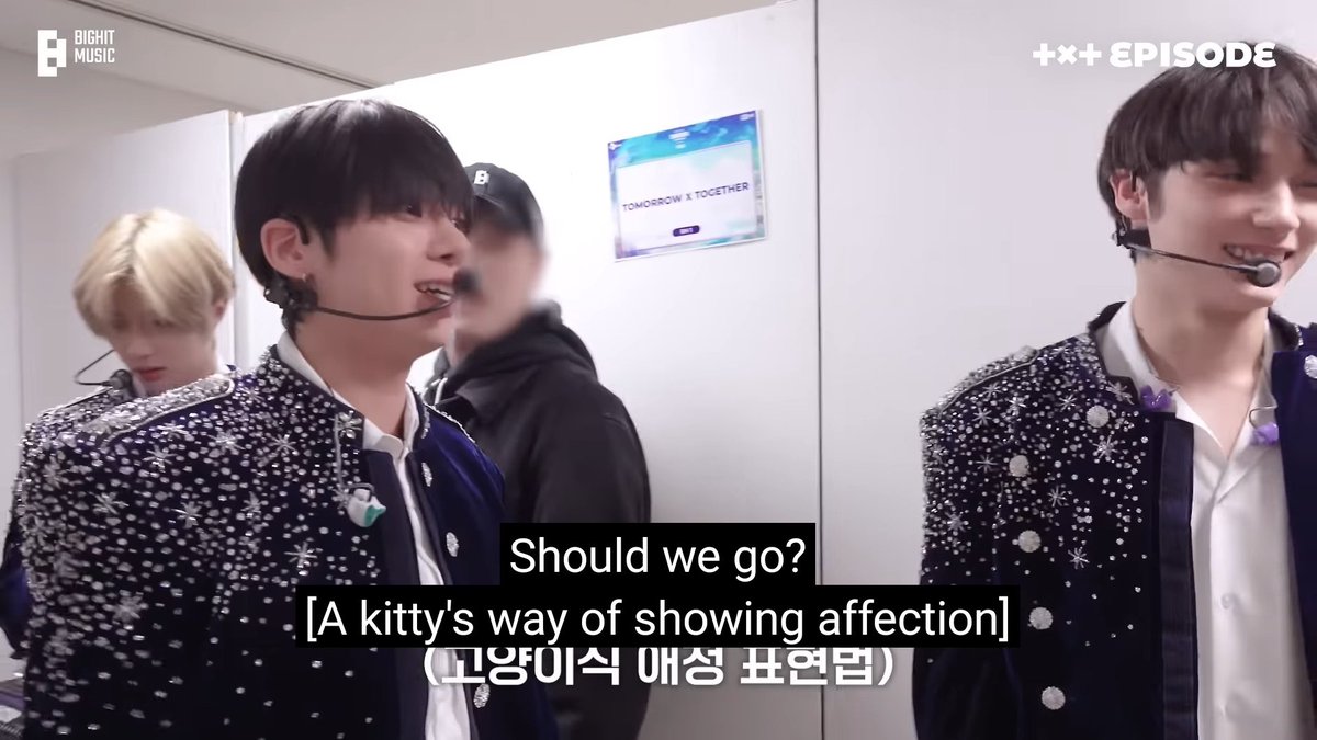 editors captioning "kitty" for taehyun is the cutest thing ever 😭🥺