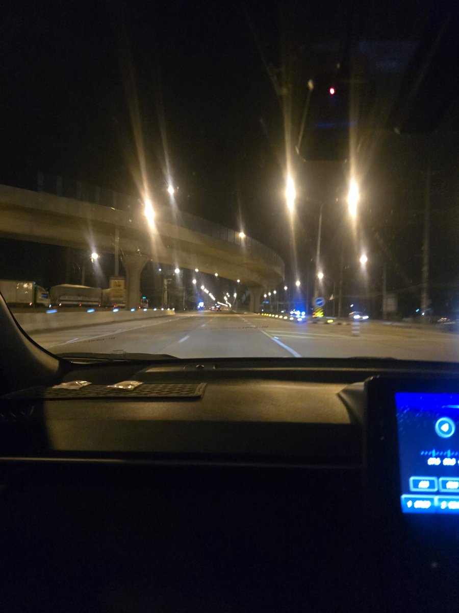 เดี๋ยวก็จะกลายเป็นคนโสด 2025 ละนะ 😊