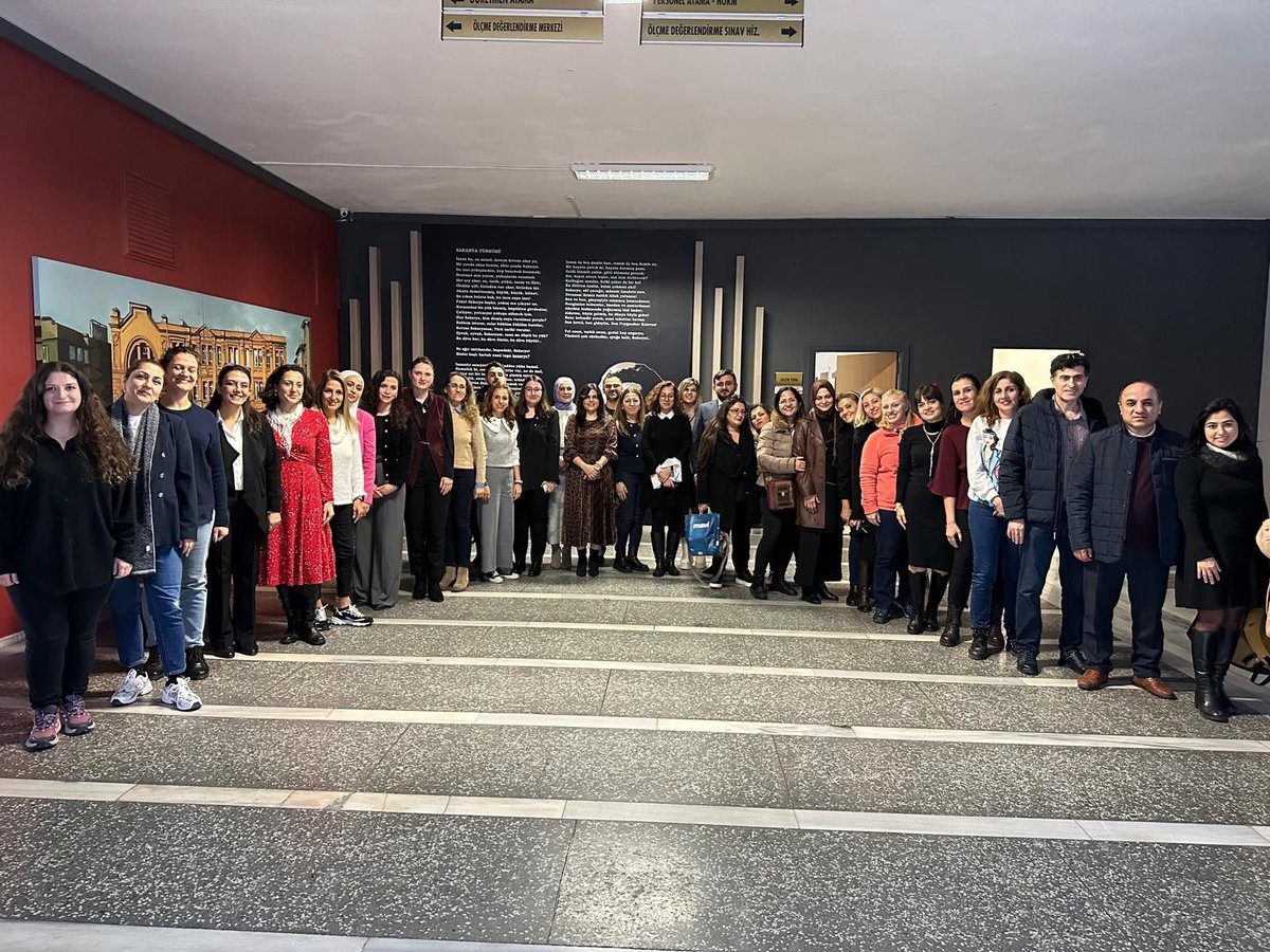 eTwinning_ist's tweet photo. ✨Müdürlüğümüz uhdesinde 39 ilçemizi temsilen eTwinning Mentörlerinin katılımıyla “eTwinning Süreç Planlama Toplantısı” gerçekleştirildi.

@tcmeb @istanbulilmem @MucahitYentur @tretwinning https://t.co/ie2Ag3J62B