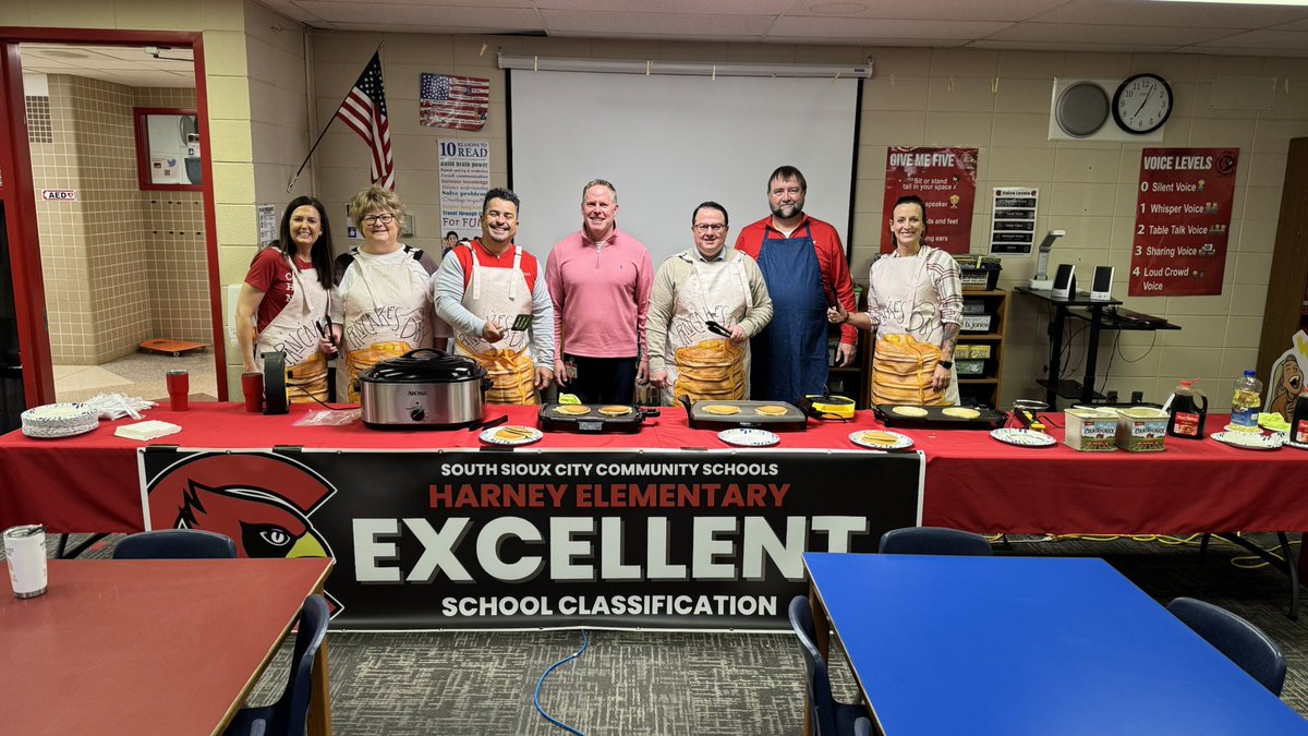 SSCcardinalNews's tweet photo. This week the Cabinet and members of the Board of Education are at Harney Elementary cooking and serving pancakes celebrating their Excellent School Classification!  #congratulations #AQuESTT #WeAreSSC #CardPride https://t.co/nlwCIuEBQq